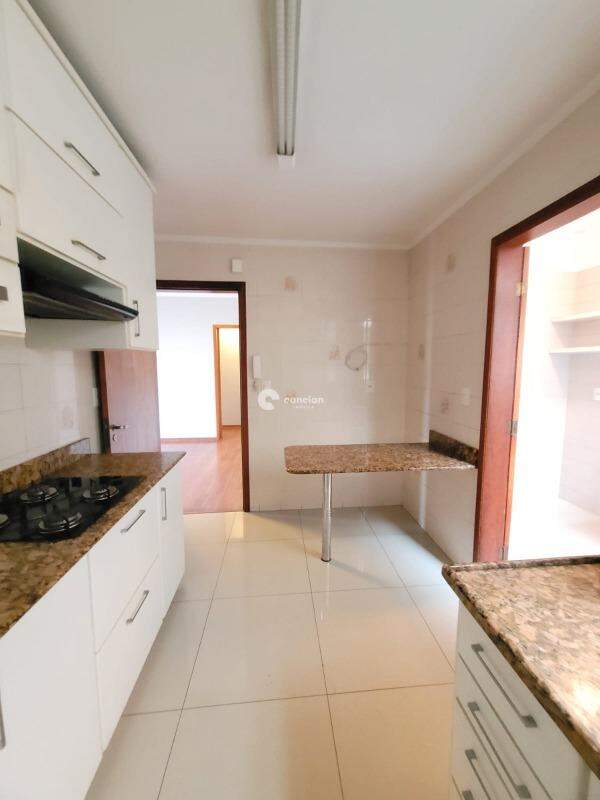 Cobertura para aluguel no Nossa Senhora Medianeira: