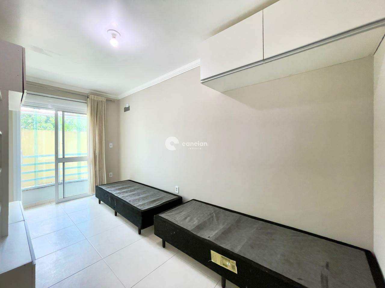 Apartamento para aluguel no Camobi: 