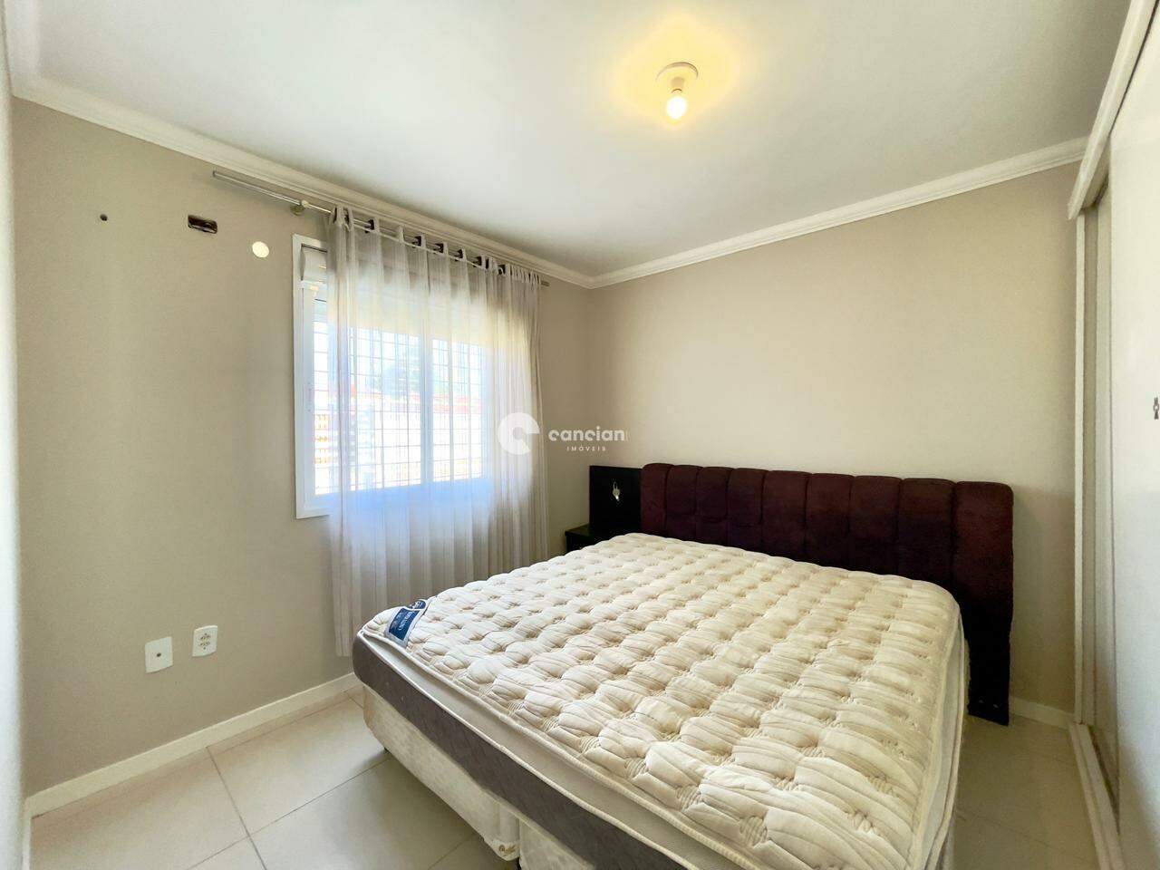 Apartamento para aluguel no Camobi: 