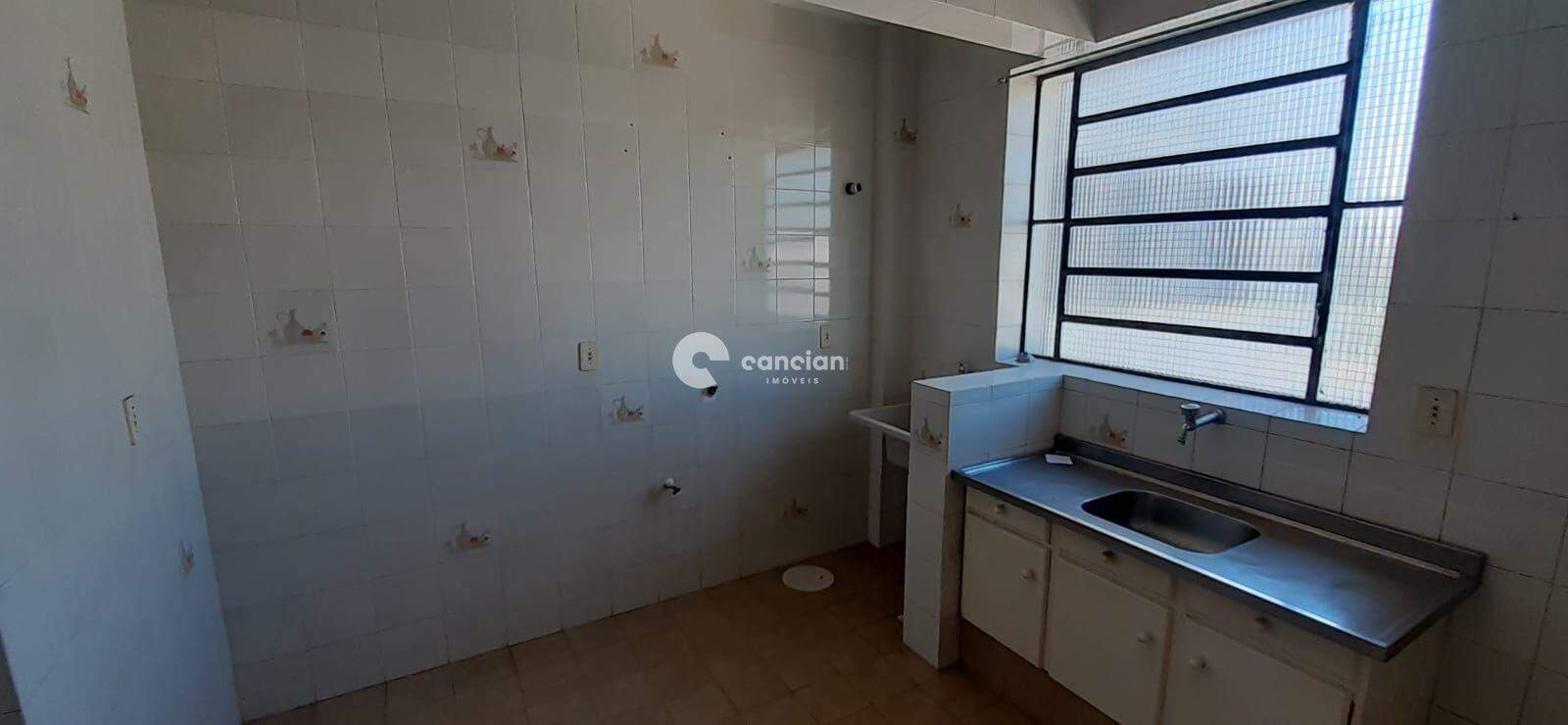 Apartamento para aluguel no Centro: 