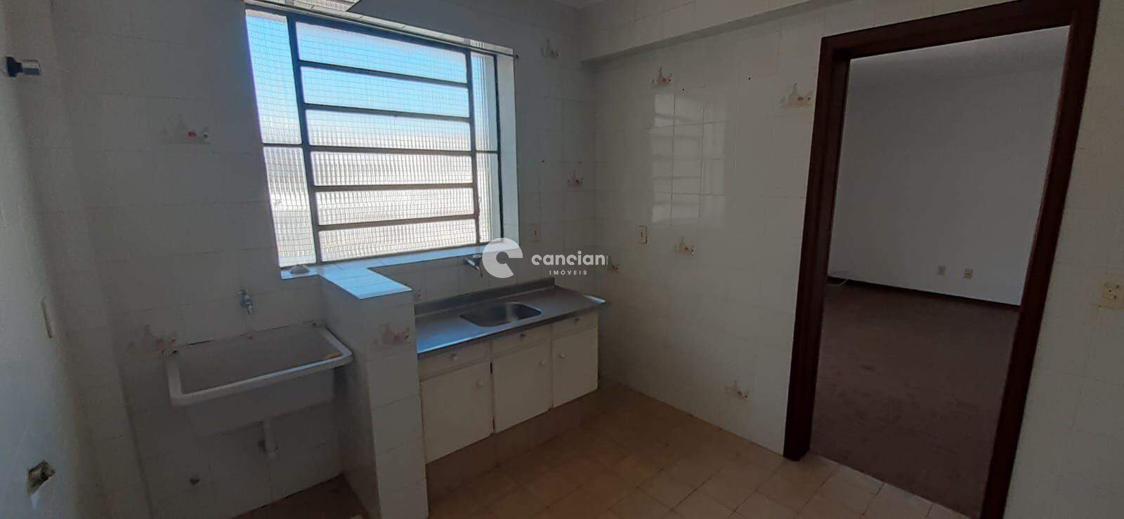 Apartamento para aluguel no Centro: 