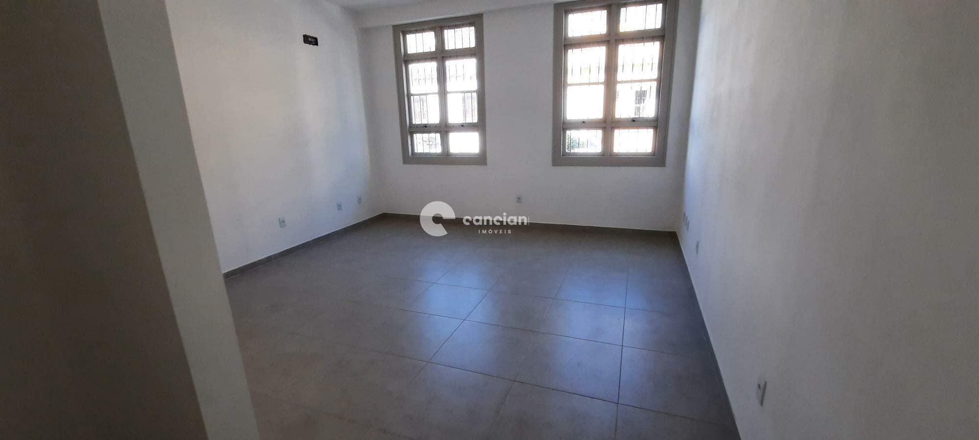 Prédio Comercial para aluguel no Centro: 