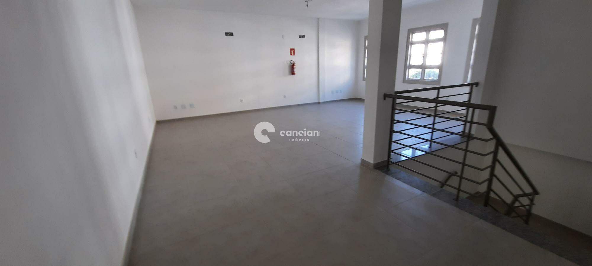 Prédio Comercial para aluguel no Centro: 
