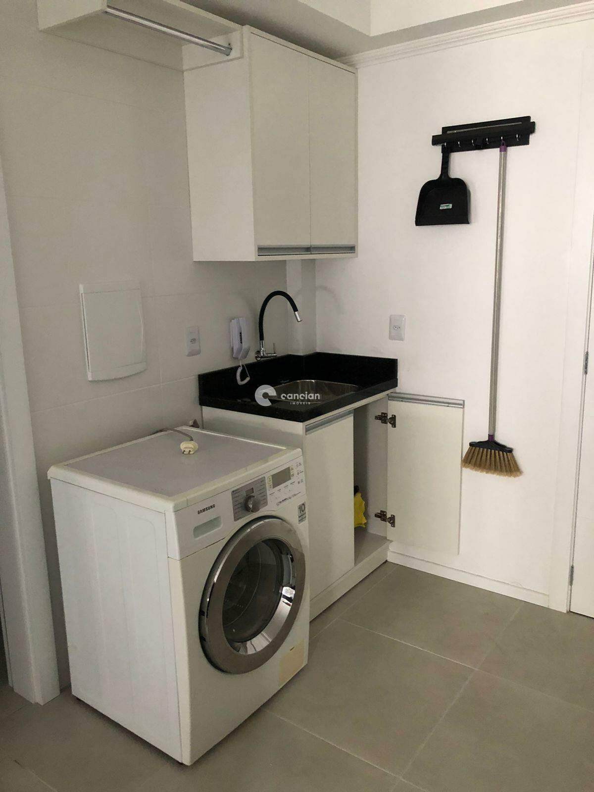 Apartamento para aluguel no Camobi: 