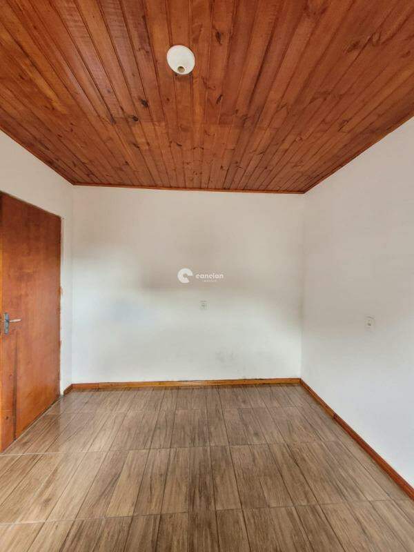 Casa para aluguel no Pinheiro Machado: 