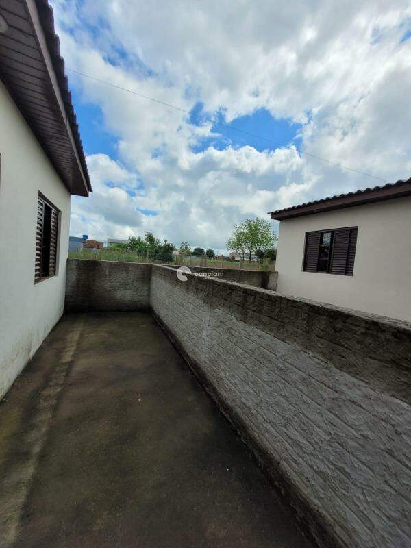 Casa para aluguel no Pinheiro Machado: 