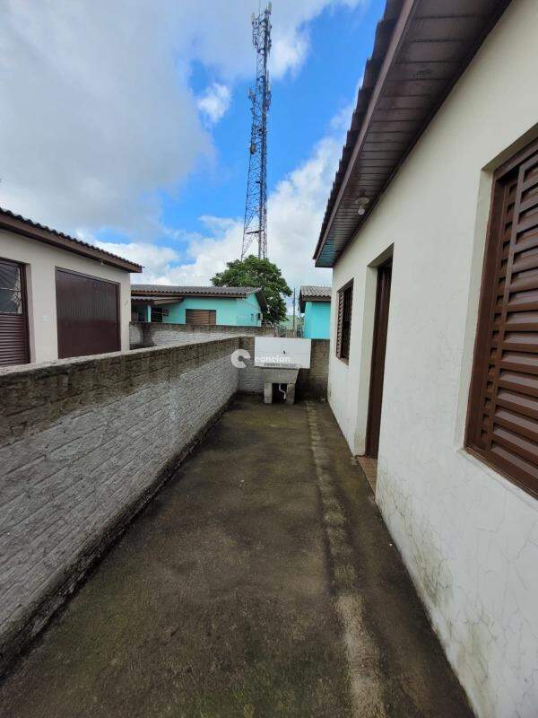Casa para aluguel no Pinheiro Machado: 