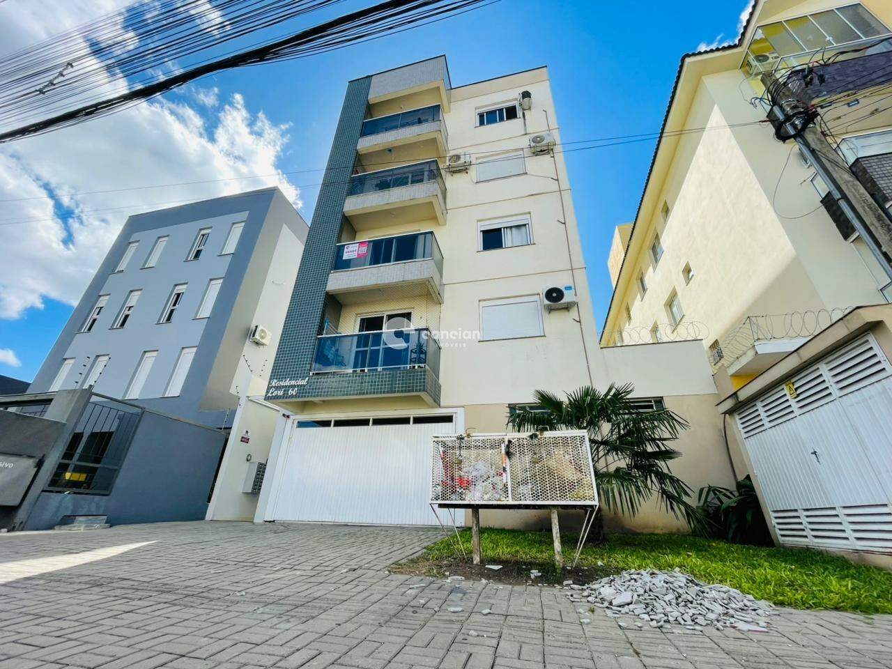 Kitnet para aluguel no Camobi: