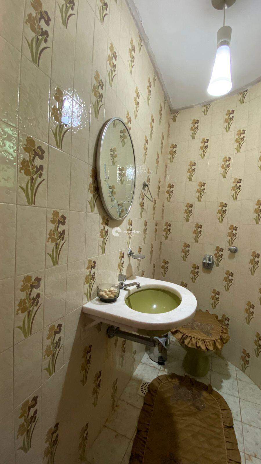 Casa para aluguel no Centro: