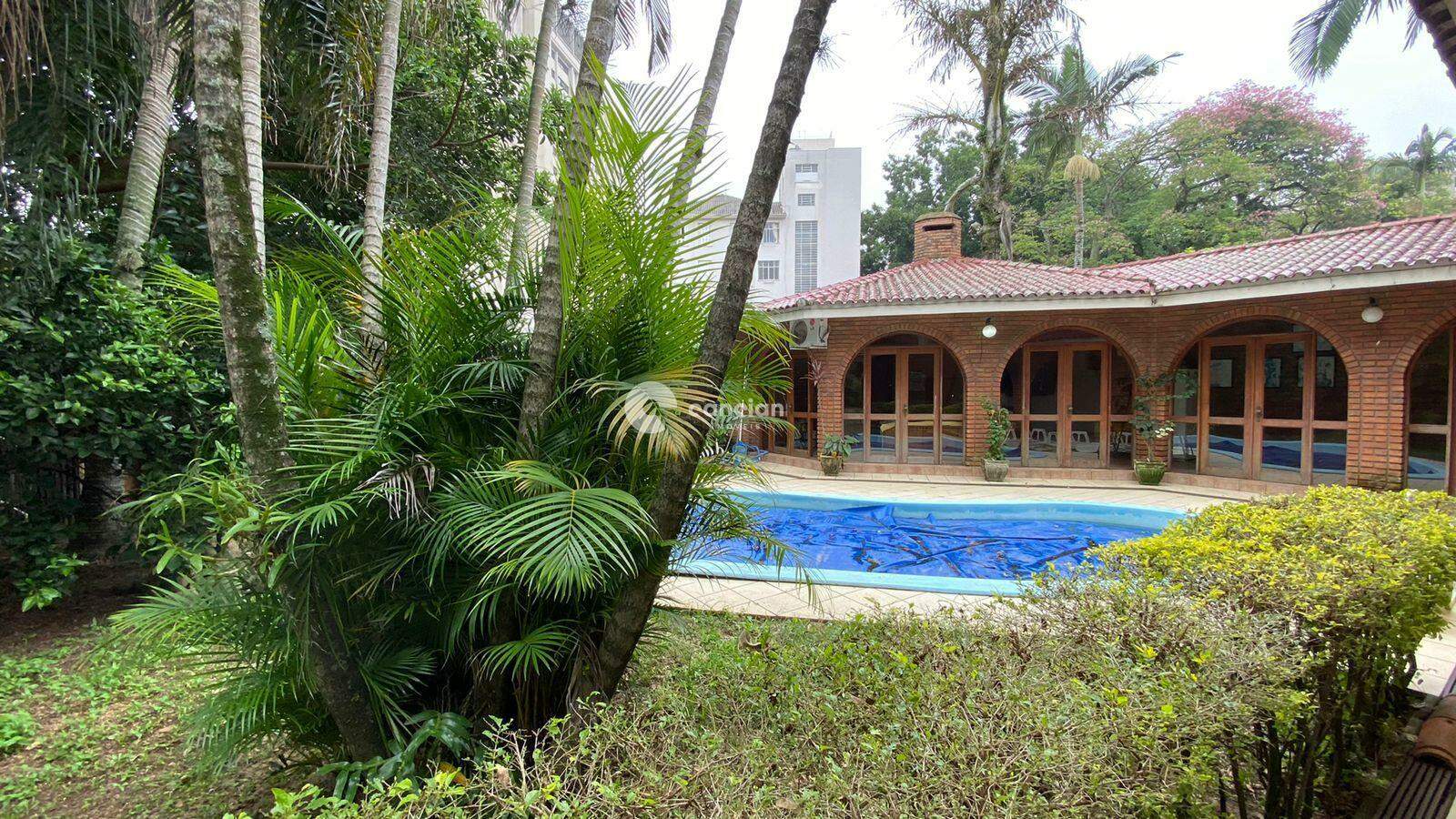 Casa para aluguel no Centro: