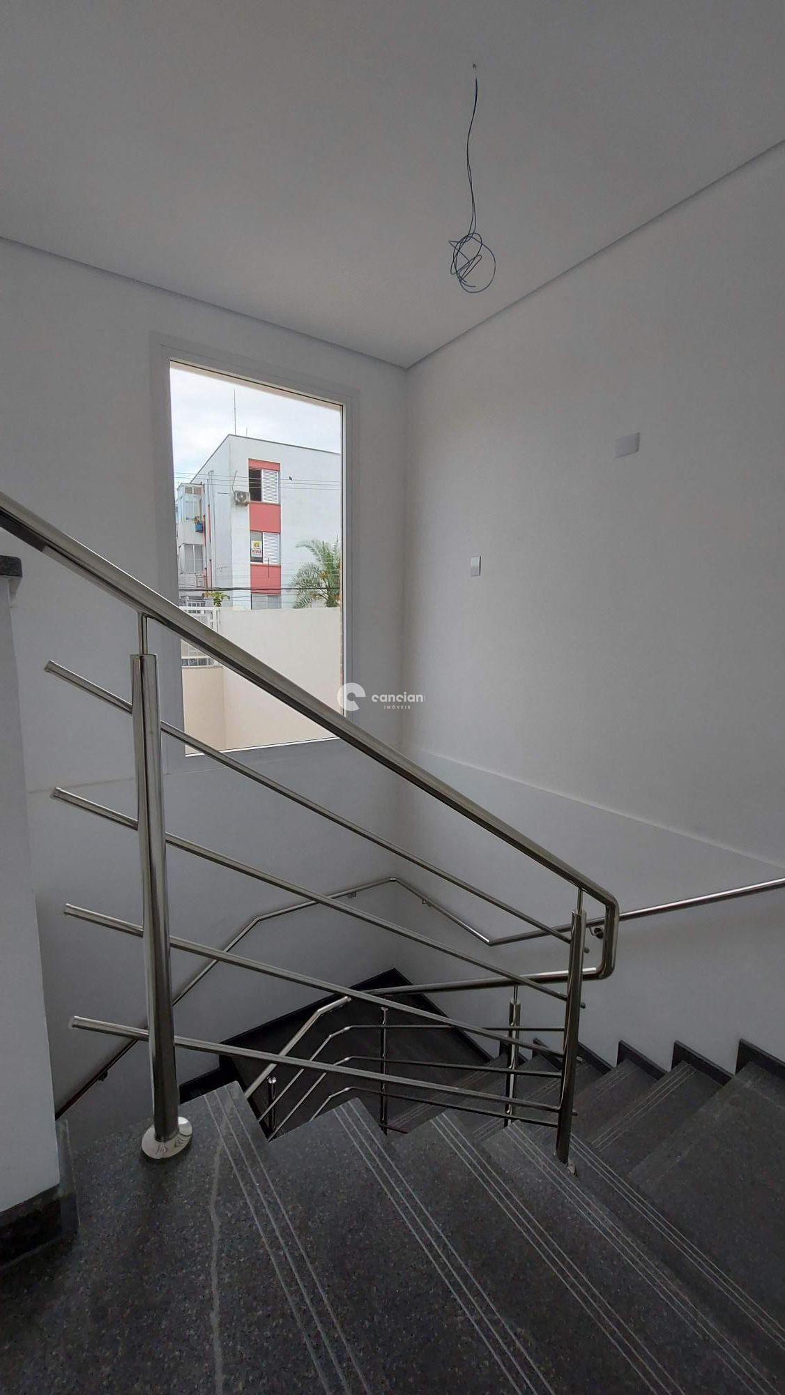 Prédio Comercial para aluguel no Centro: 