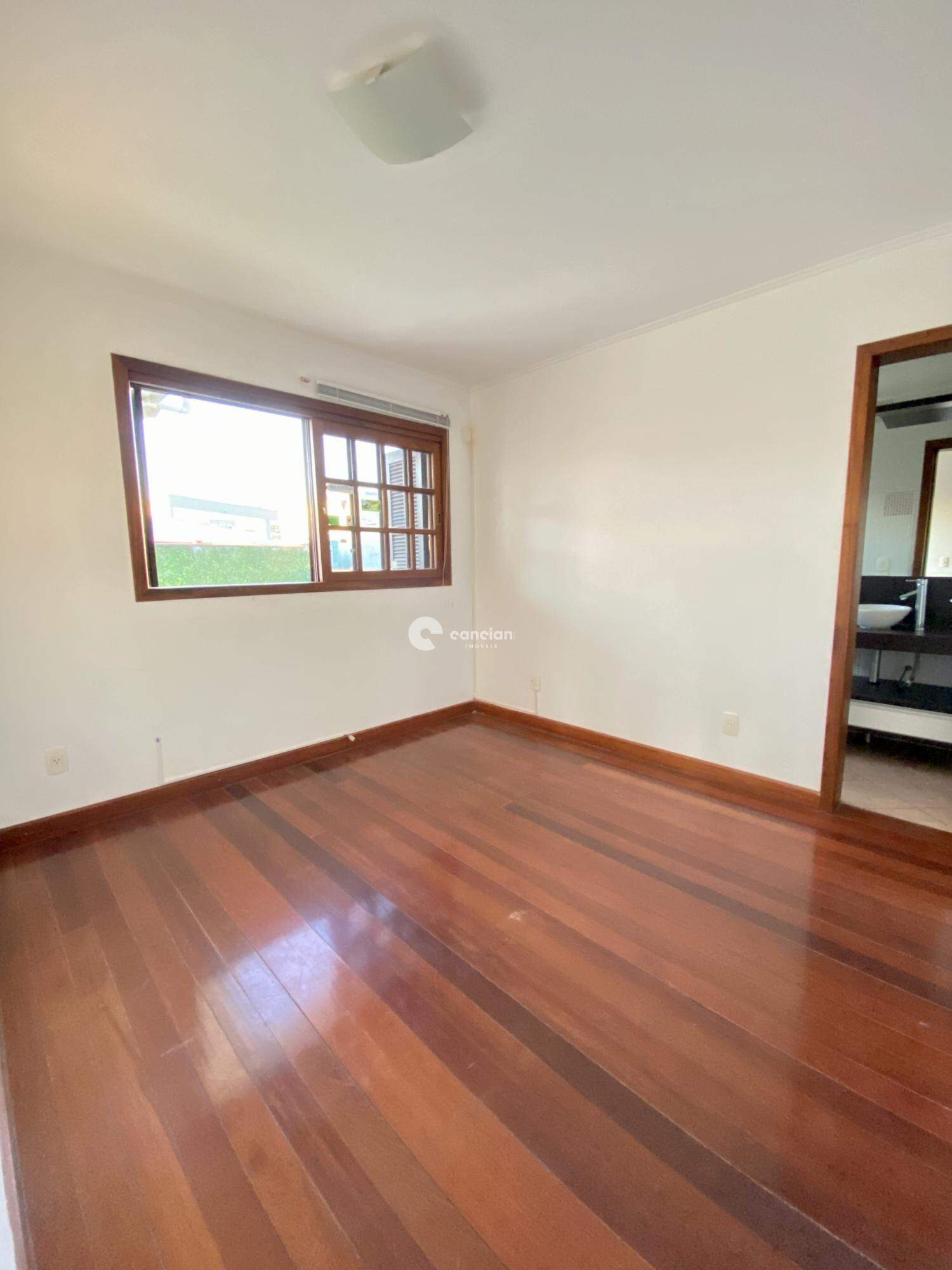 Casa à venda no Camobi: 