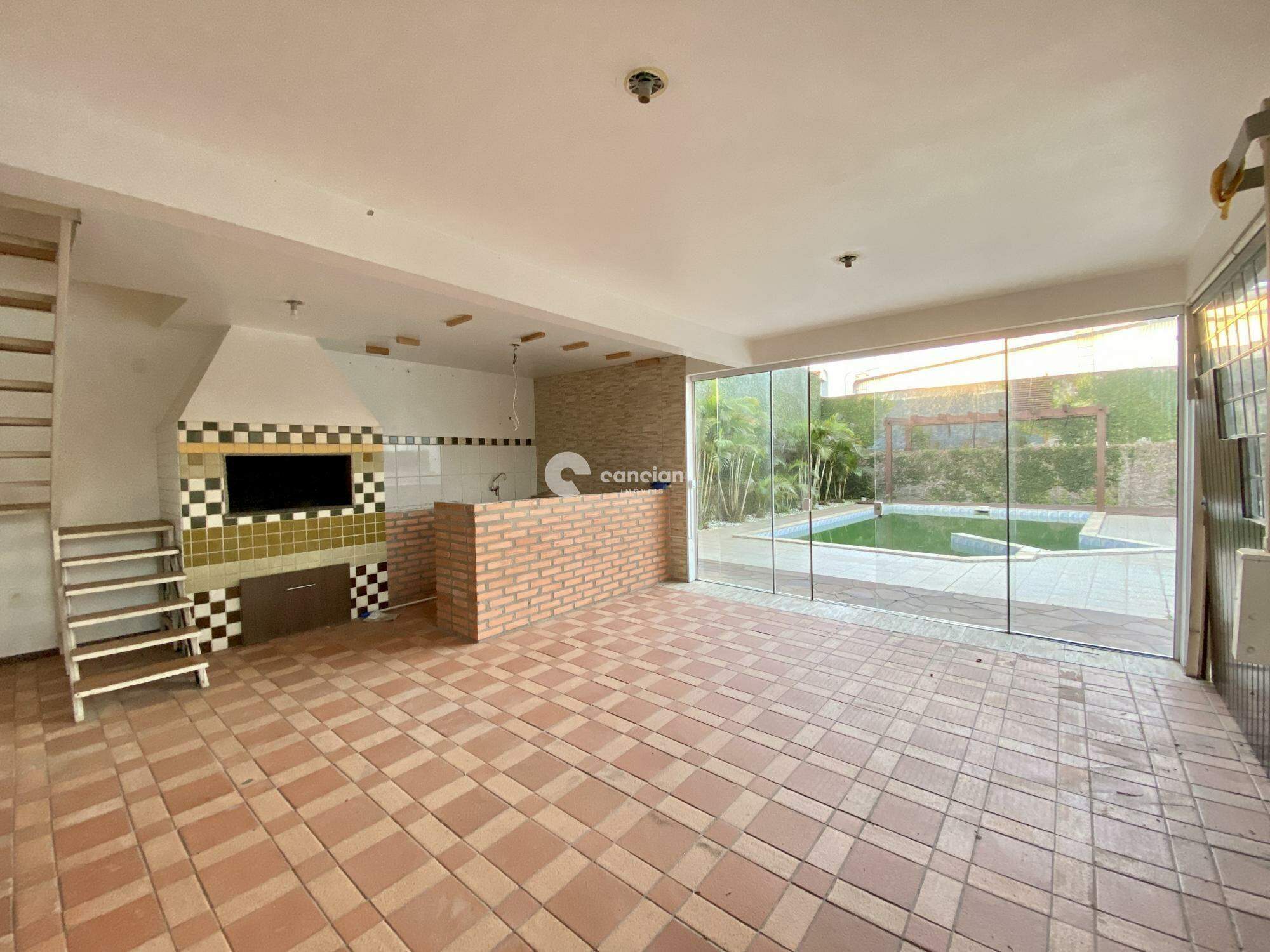 Casa à venda no Camobi: 