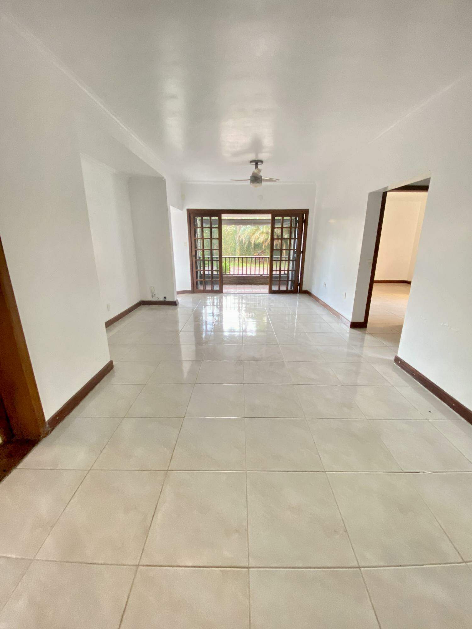 Casa à venda no Camobi: 