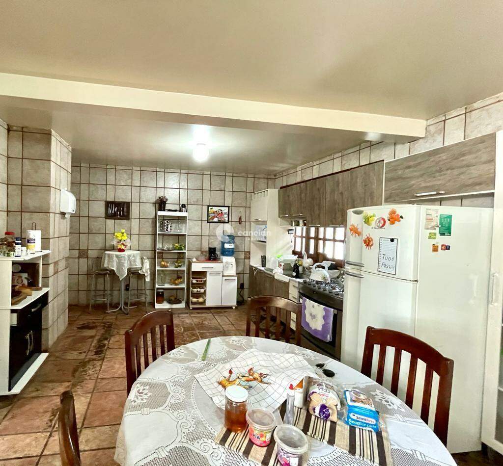 Casa à venda no Centro: