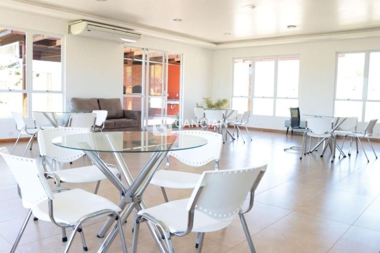 Terreno à venda no Tomazetti: 