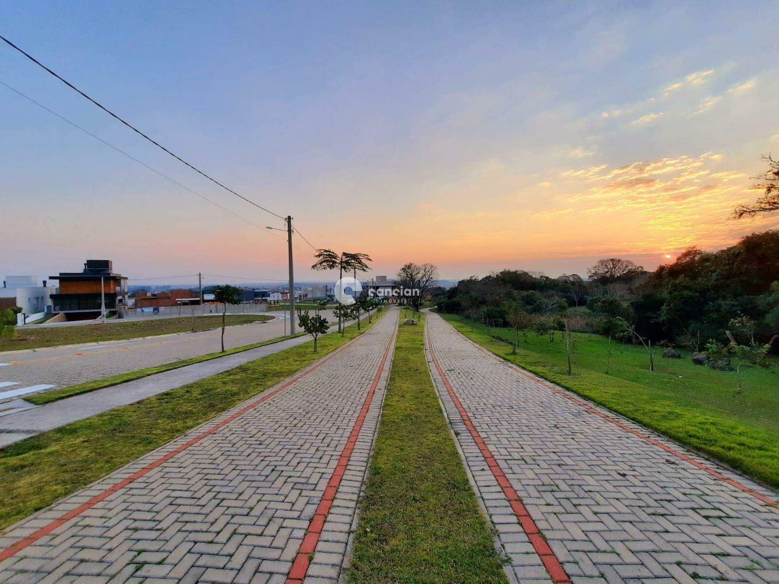 Terreno à venda no Tomazetti: