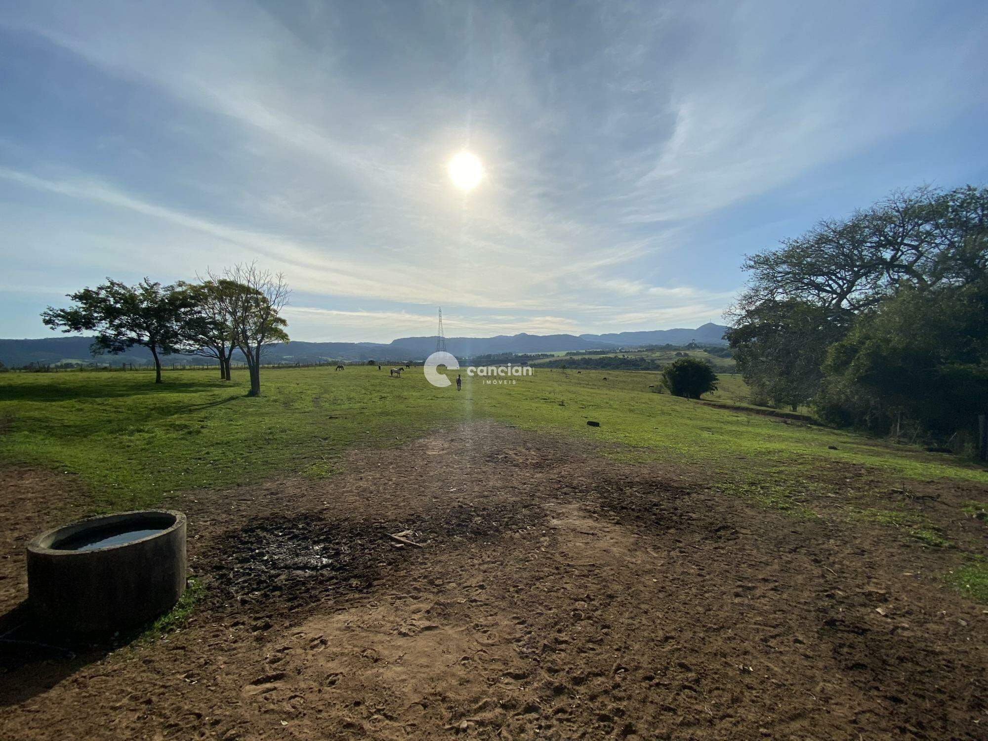 Chácara à venda no Boca do Monte: 