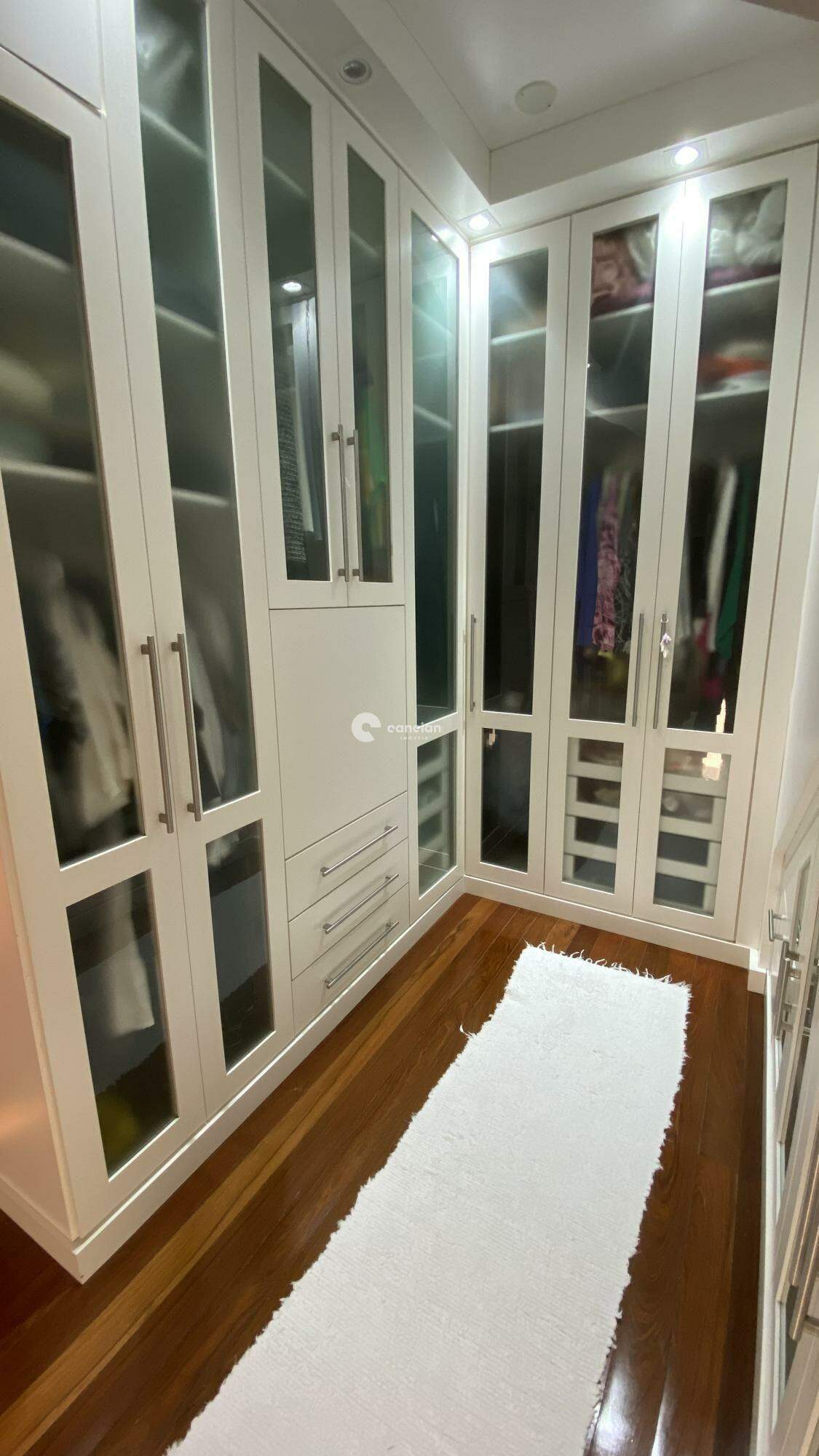 Duplex à venda no Centro: 