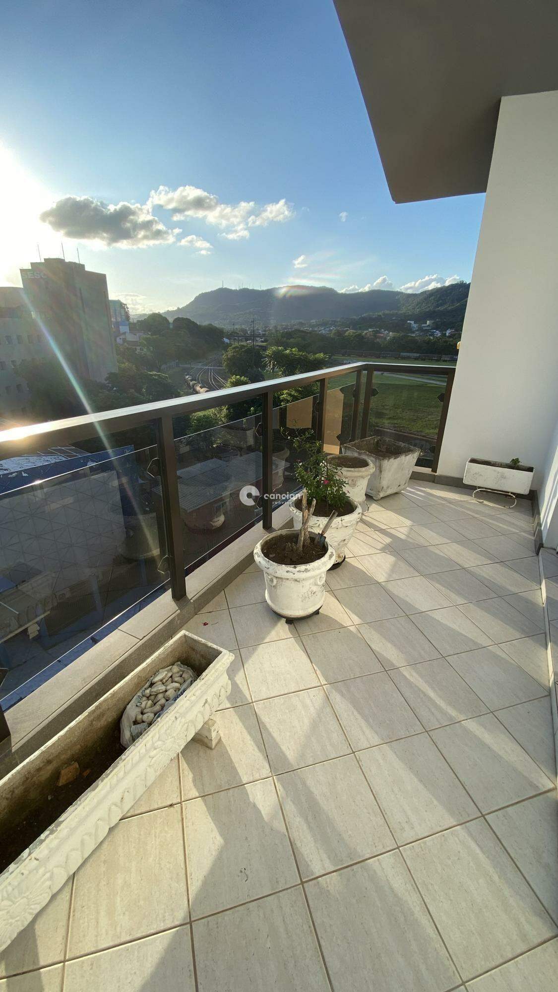 Duplex à venda no Centro: 
