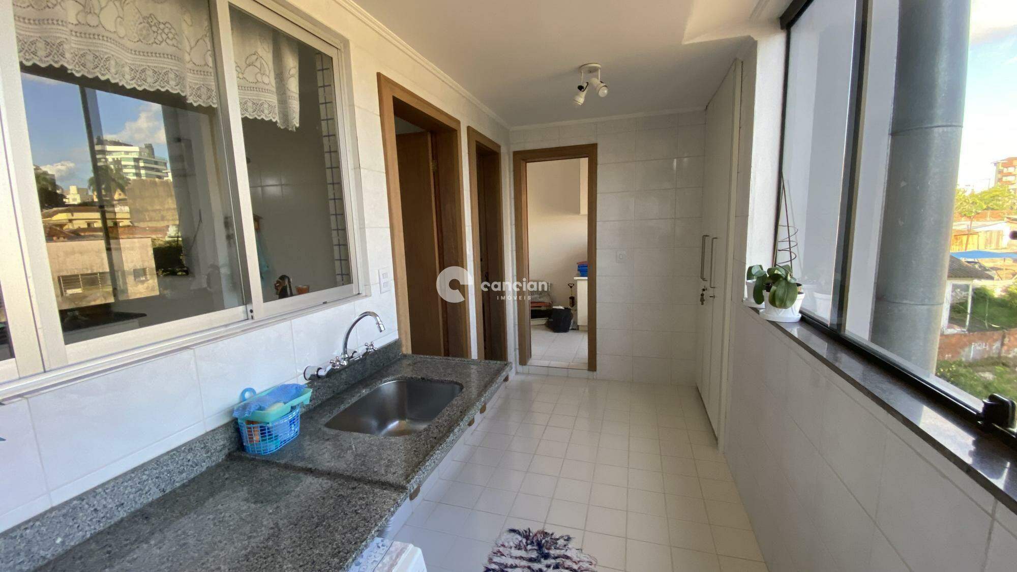 Duplex à venda no Centro: 