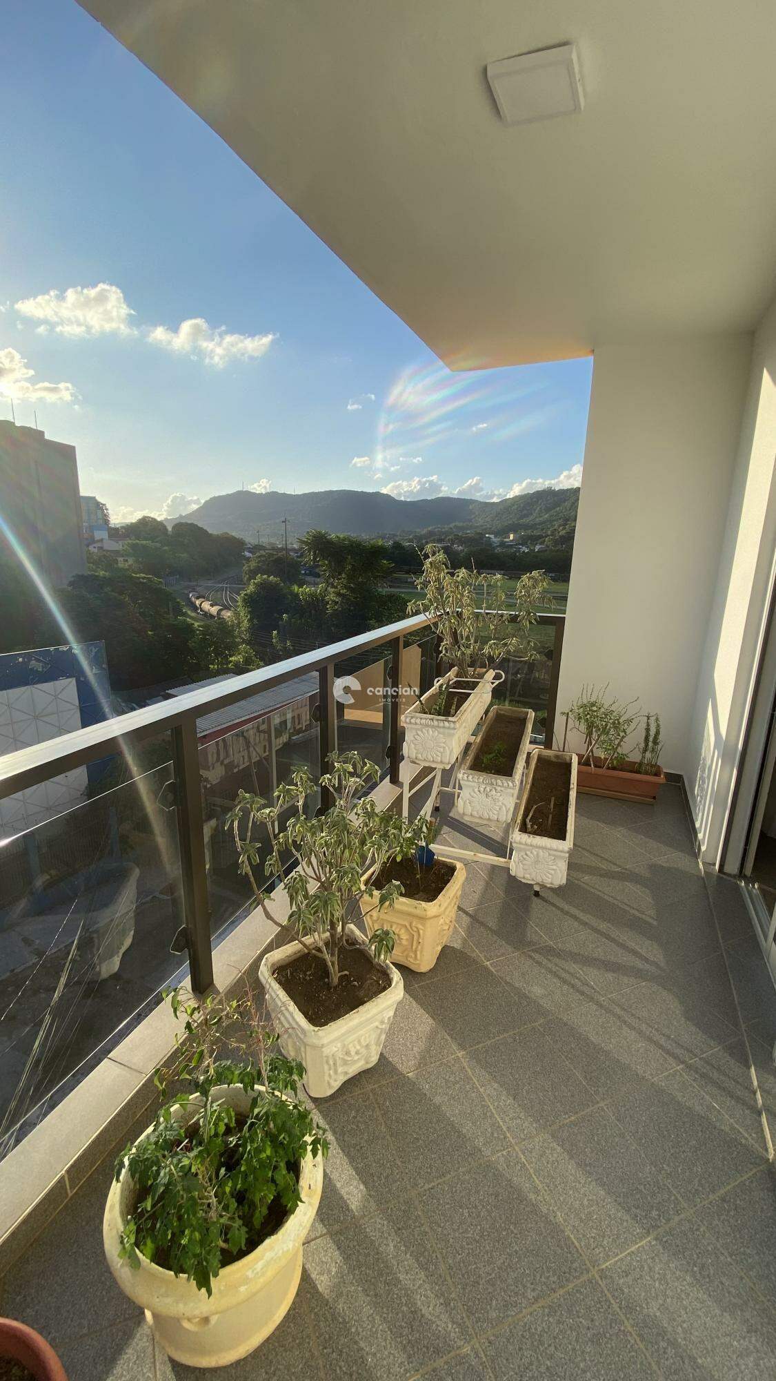 Duplex à venda no Centro: 