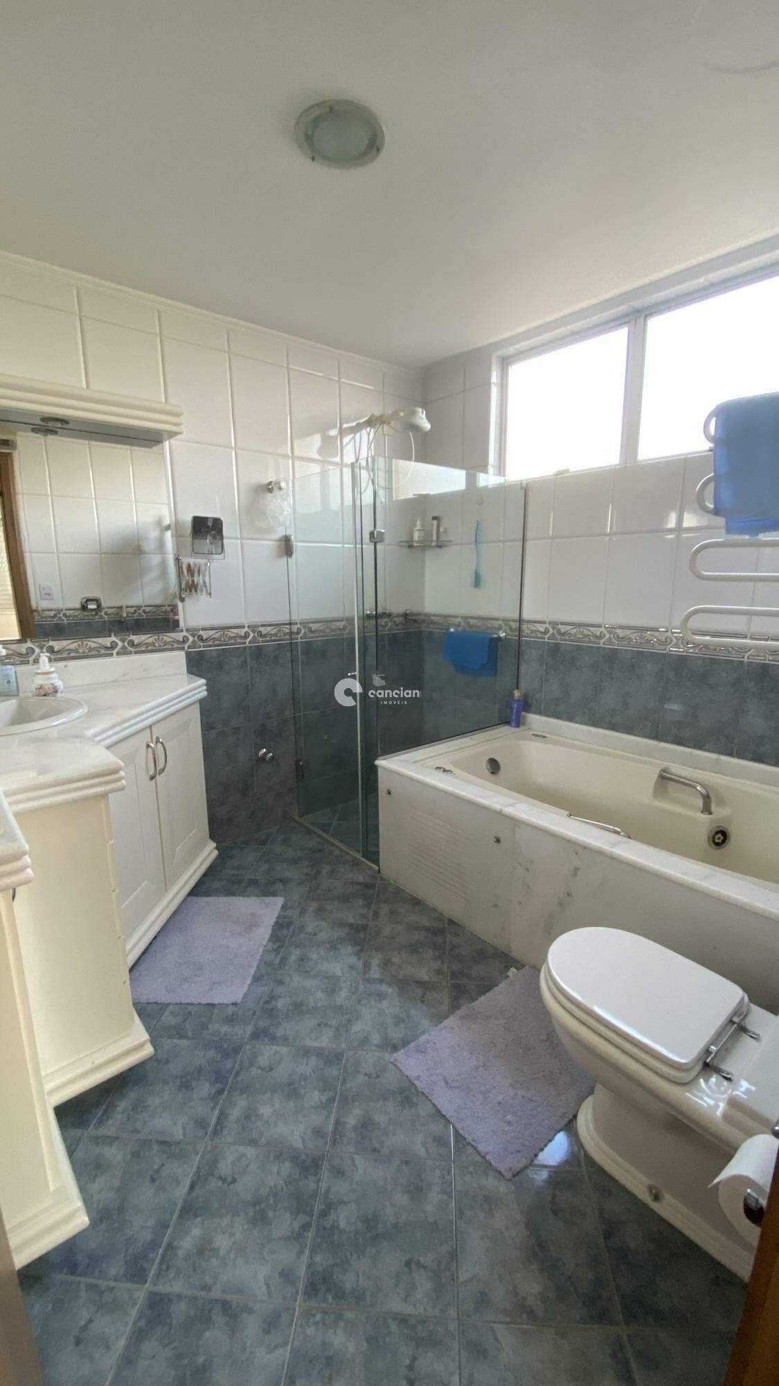 Duplex à venda no Centro: 