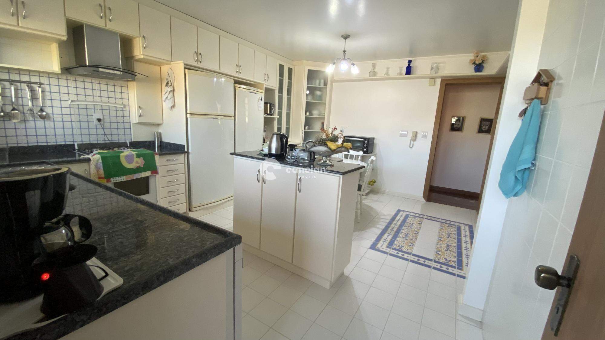 Duplex à venda no Centro: 