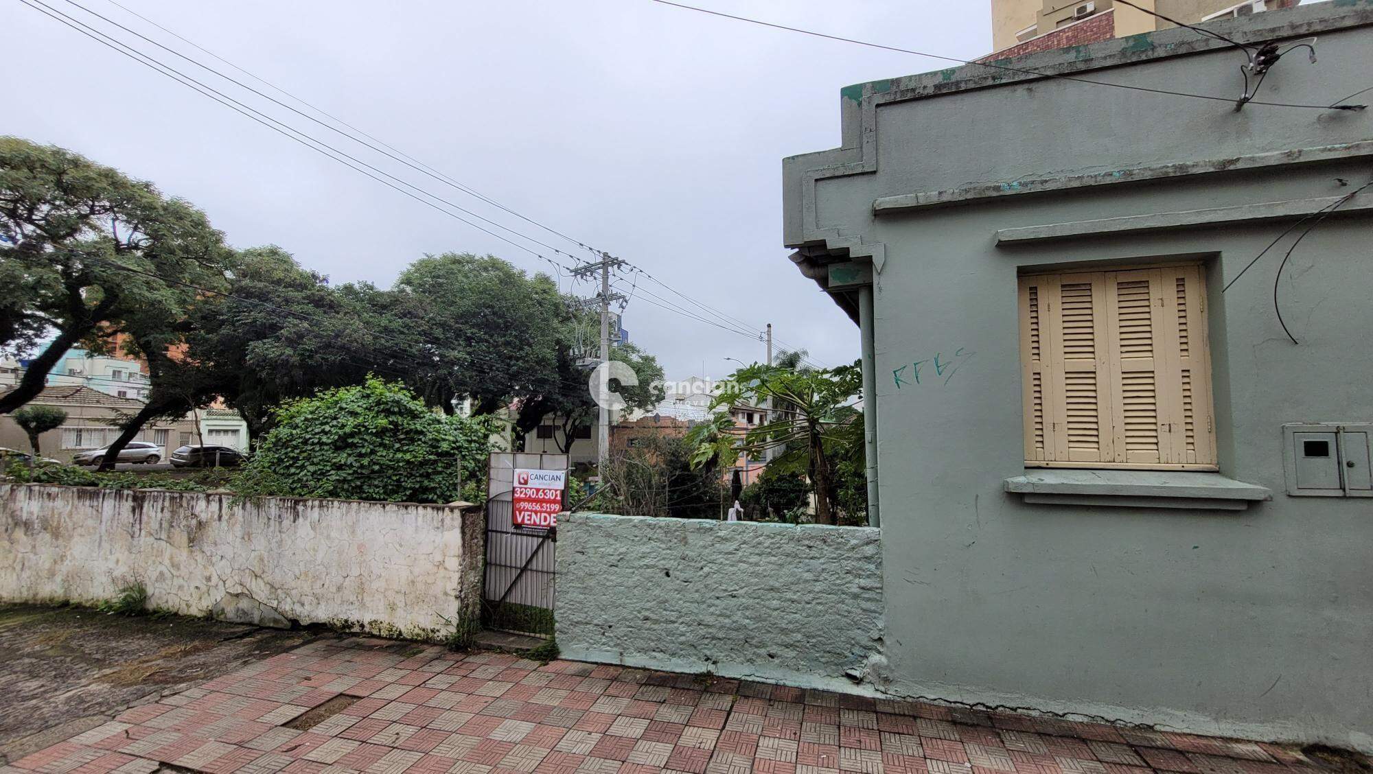 Terreno à venda no Centro: 