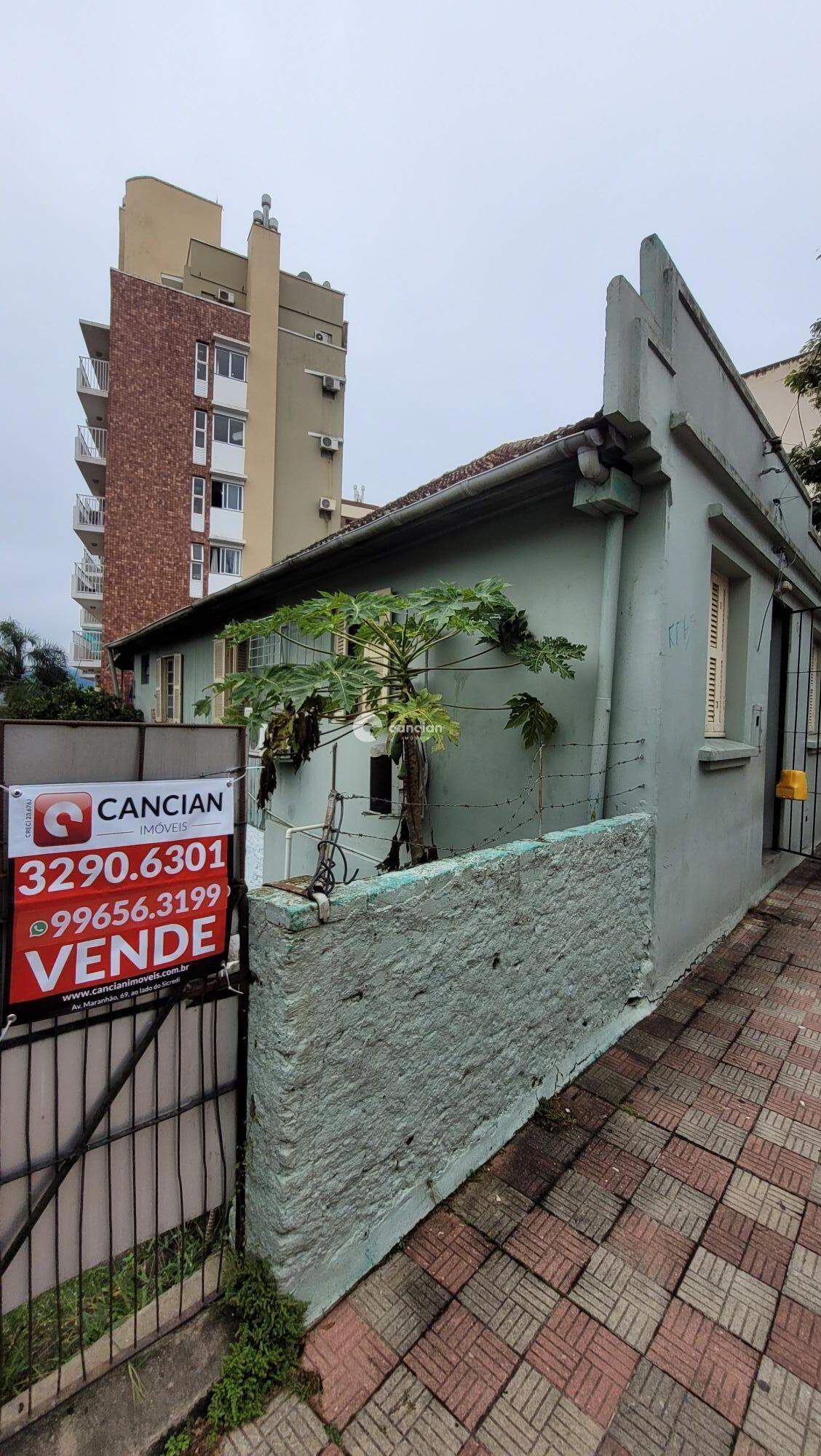 Terreno à venda no Centro: 