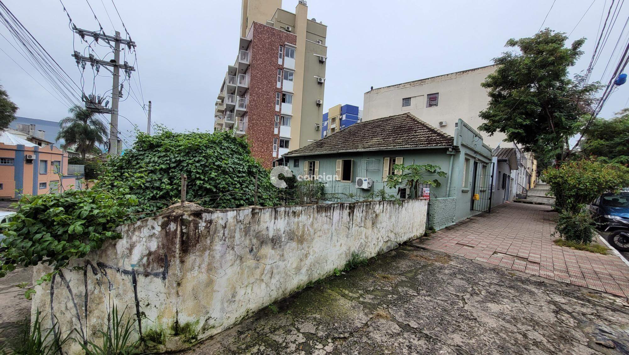 Terreno à venda no Centro: 