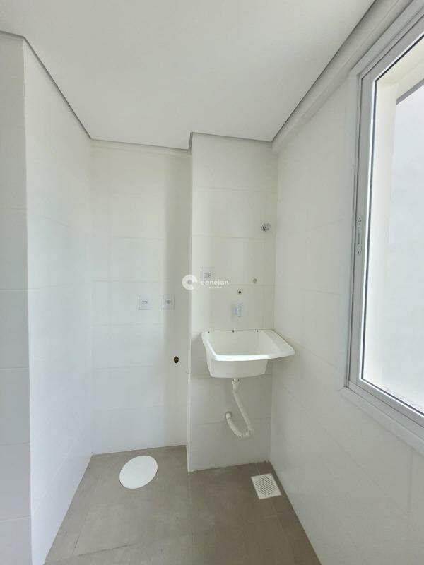 Apartamento para aluguel no Nossa Senhora das Dores: 