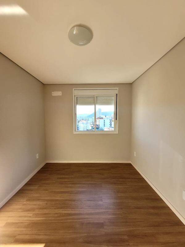 Apartamento para aluguel no Menino Jesus: 