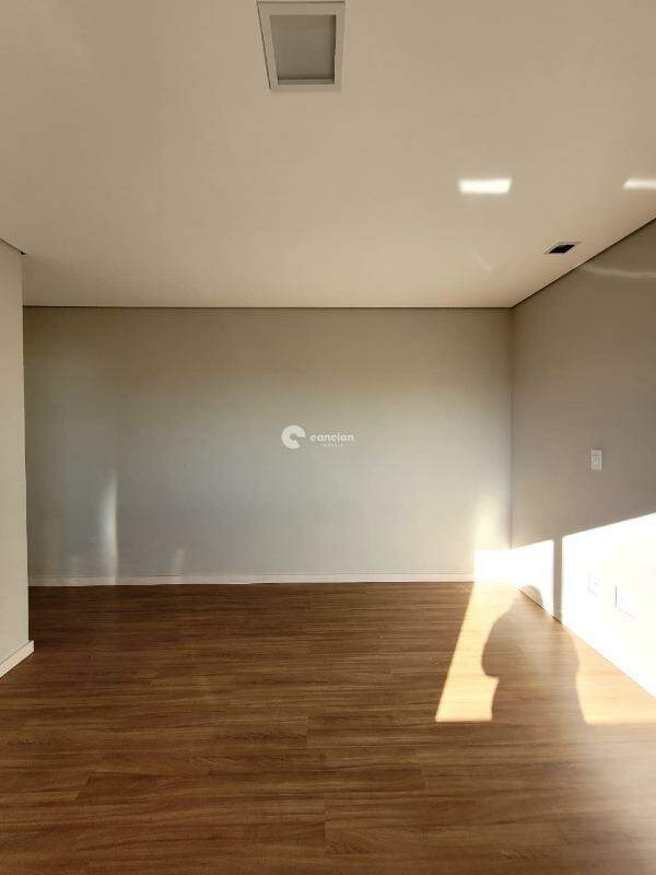 Apartamento para aluguel no Menino Jesus: 