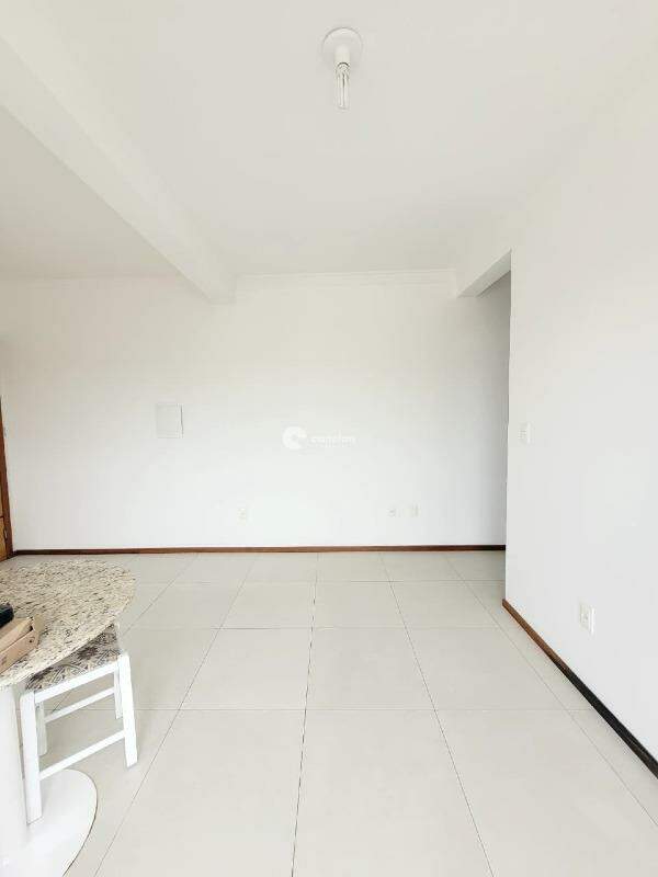 Apartamento para aluguel no Camobi: 