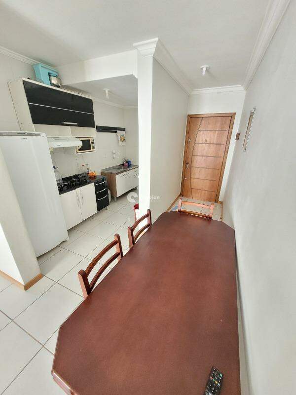 Apartamento para aluguel no Camobi: 