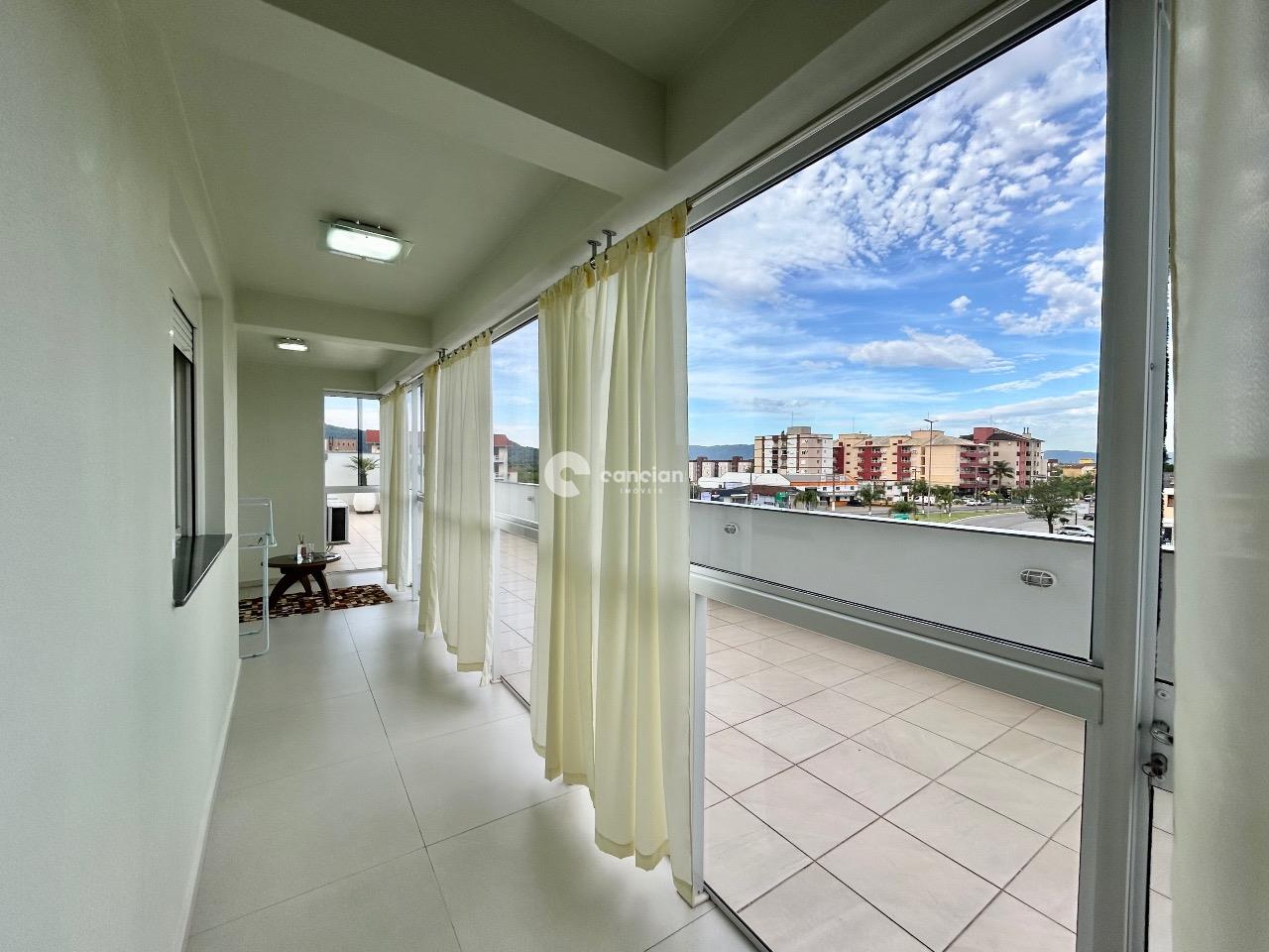 Apartamento à venda no Camobi: 