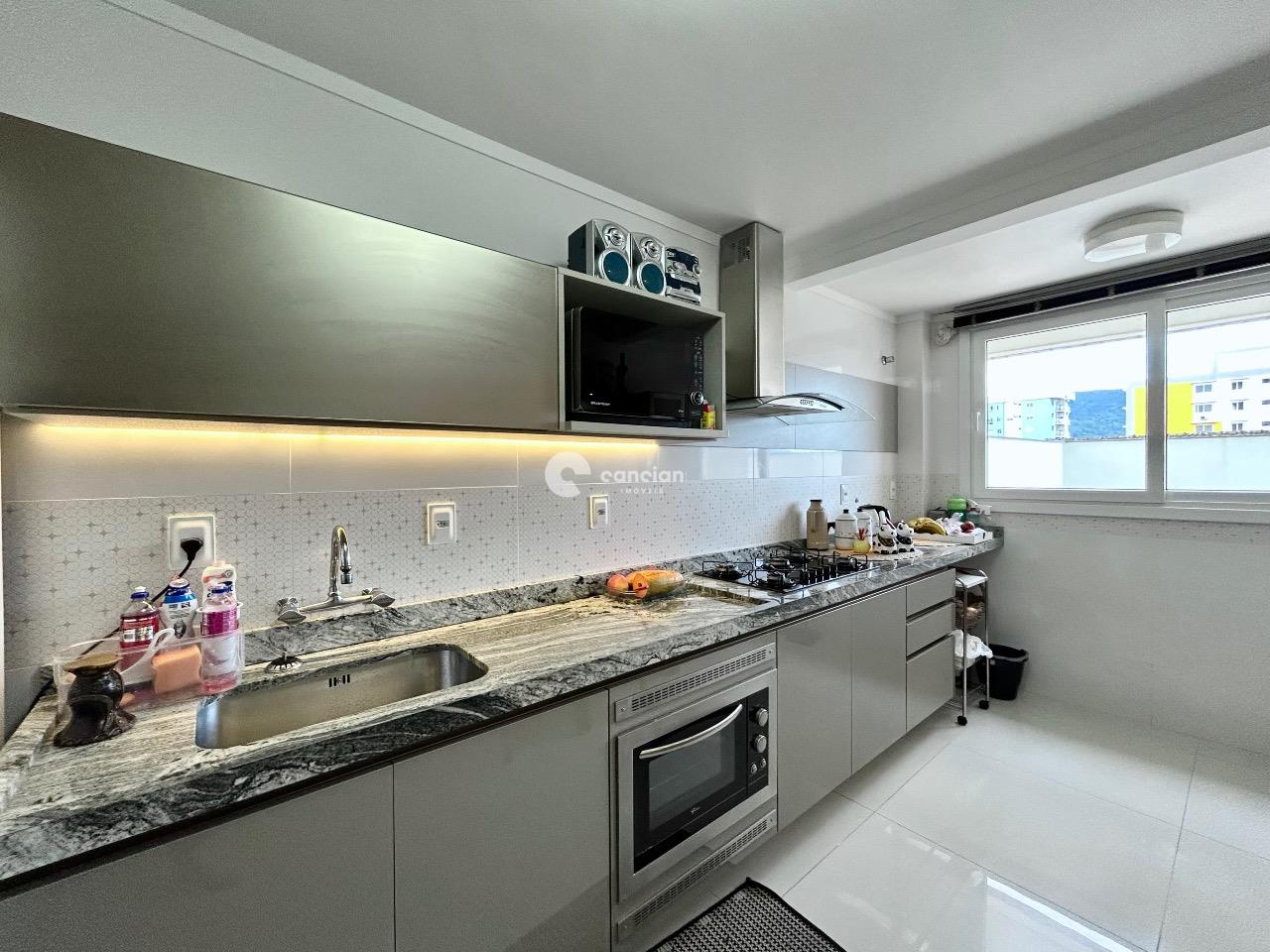 Apartamento à venda no Camobi: 