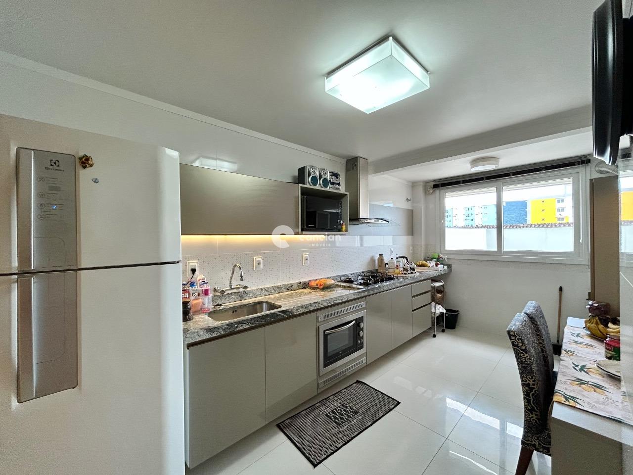 Apartamento à venda no Camobi: 