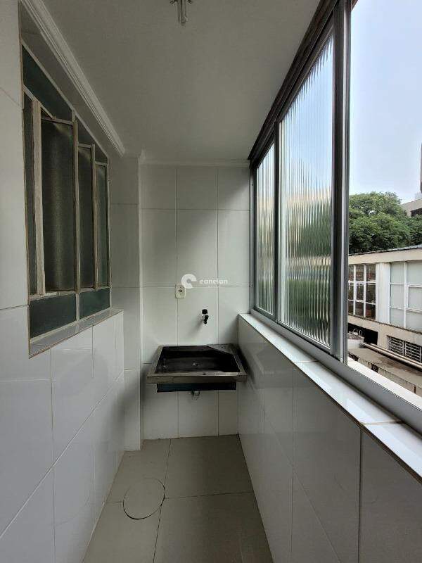 Apartamento para aluguel no Centro: 