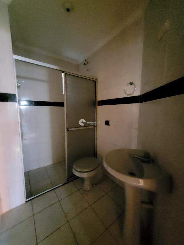 Apartamento para aluguel no Centro: 