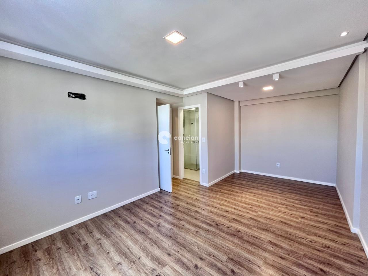 Cobertura à venda no Centro: 