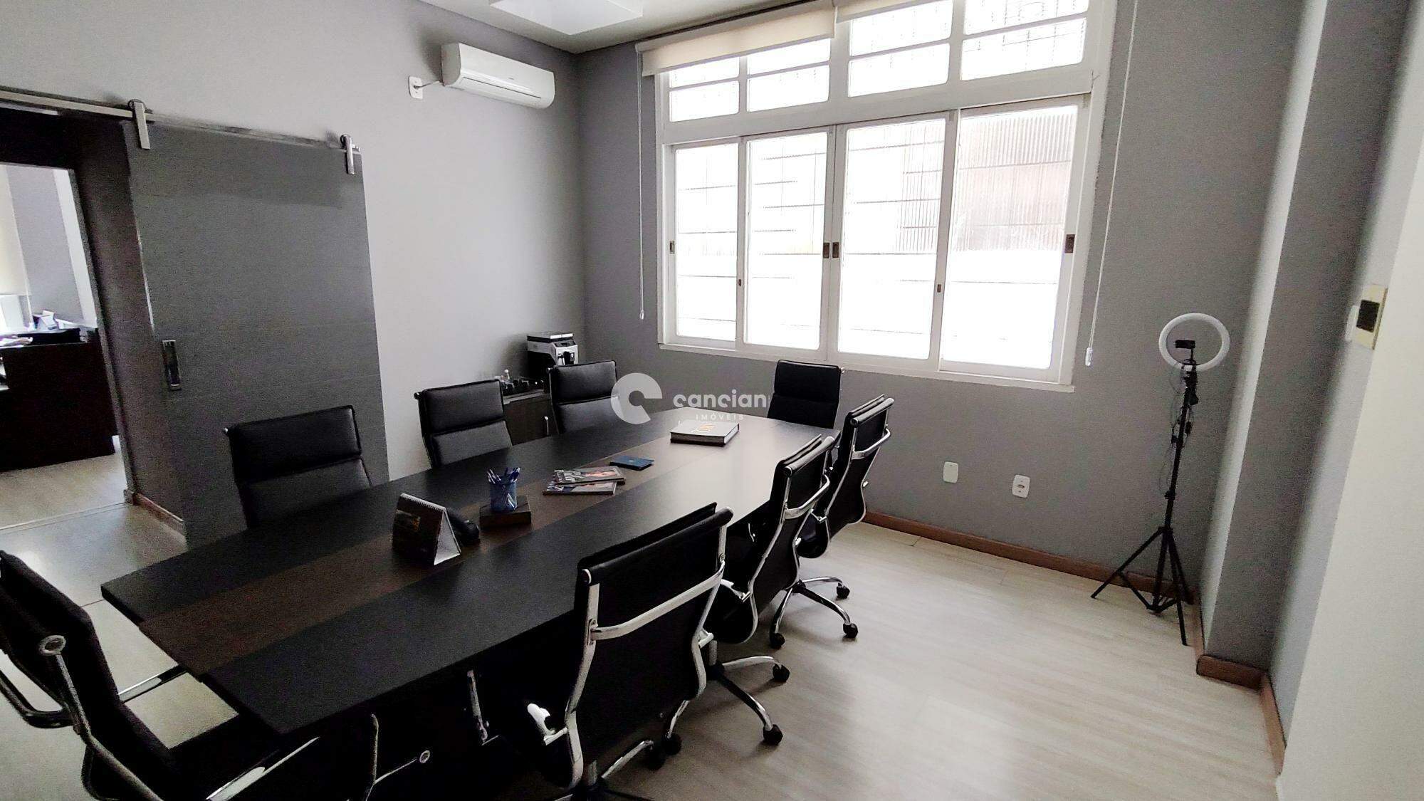 Sala Comercial à venda no Centro: 