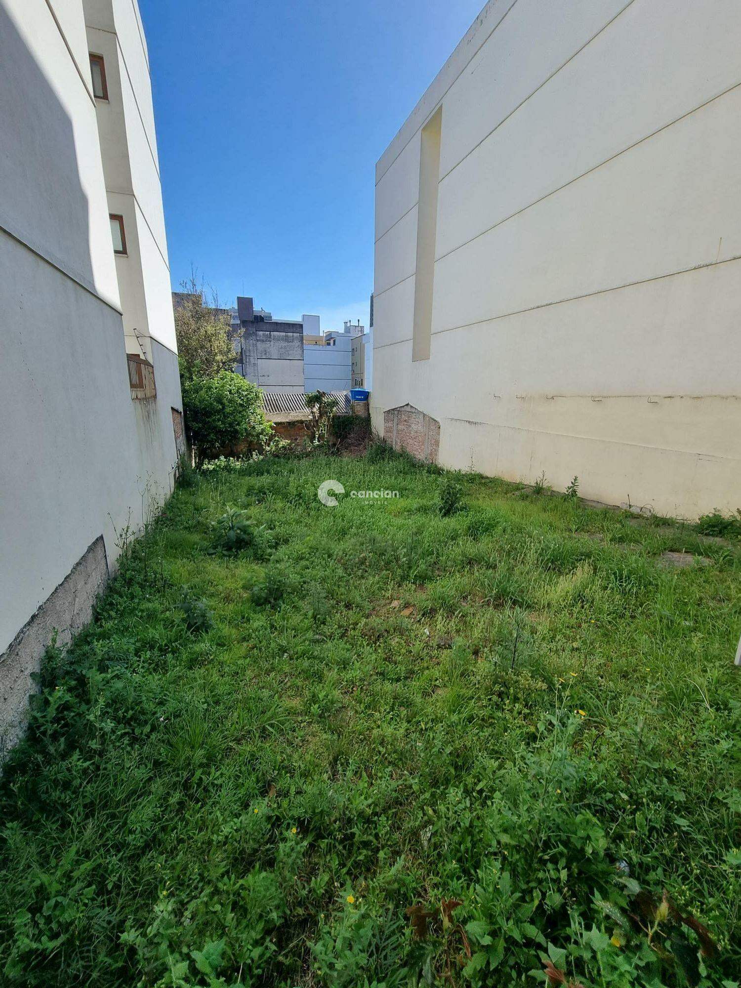 Terreno à venda no Centro: 