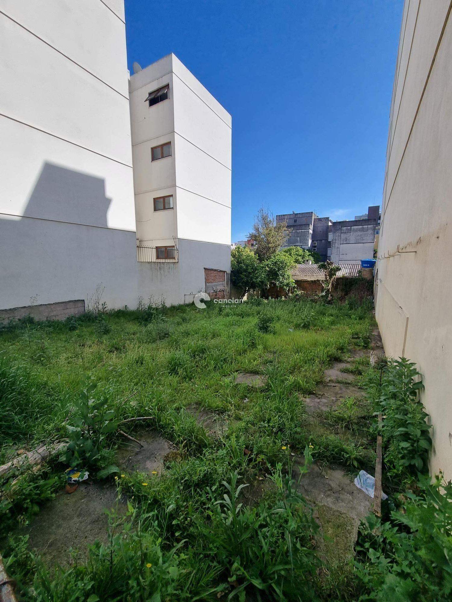 Terreno à venda no Centro: 