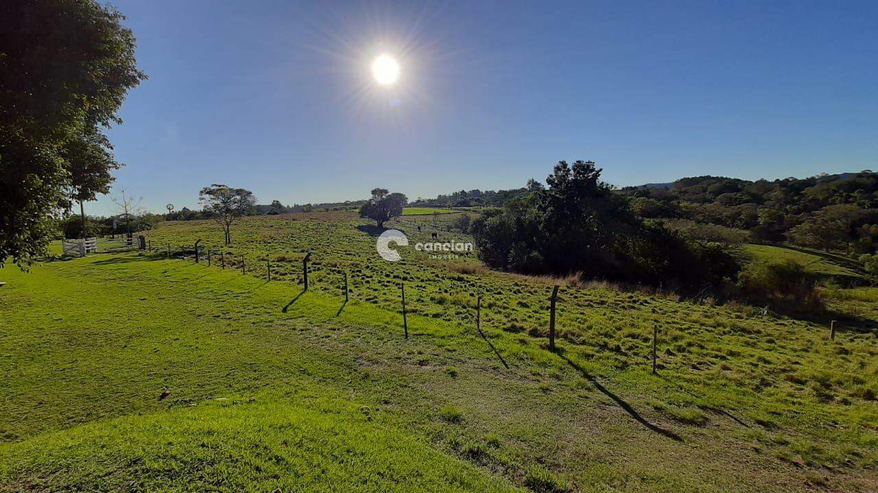 Sítio à venda no Zona rural: 
