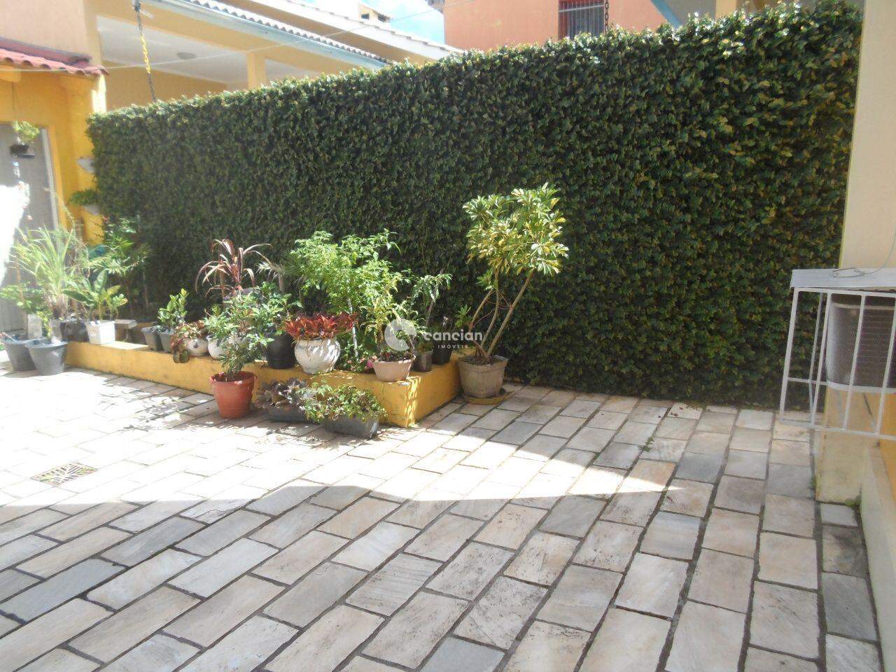 Casa à venda no Dom Antônio Reis: 