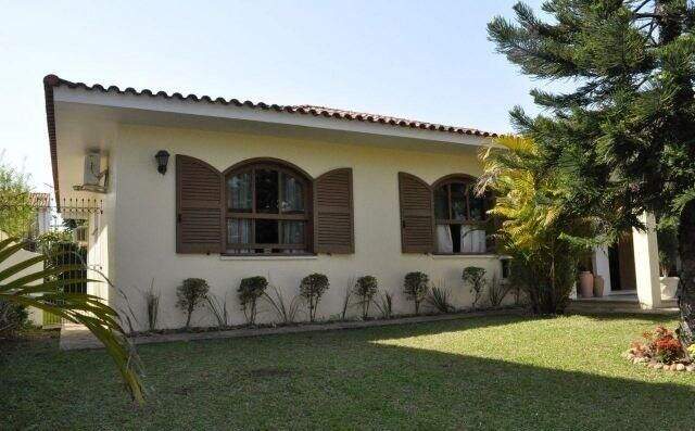 Casa à venda no Camobi: 
