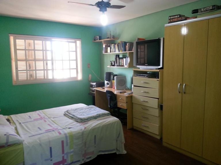 Sobrado à venda no Dom Antônio Reis: 