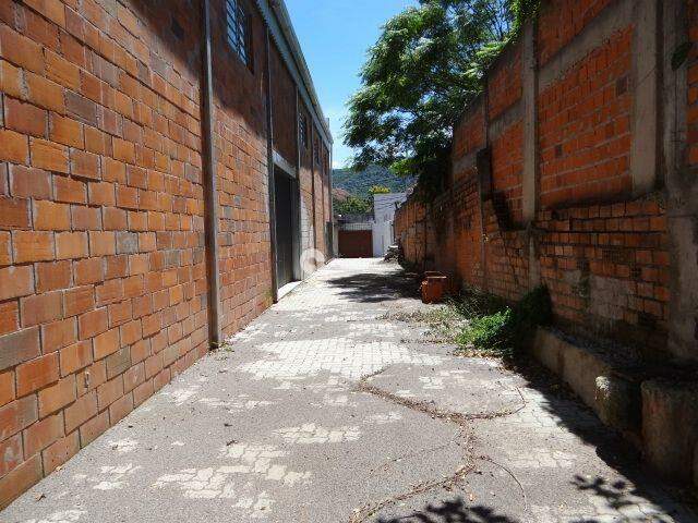 Pavilhão à venda no Nossa Senhora do Perpétuo Socorro: 